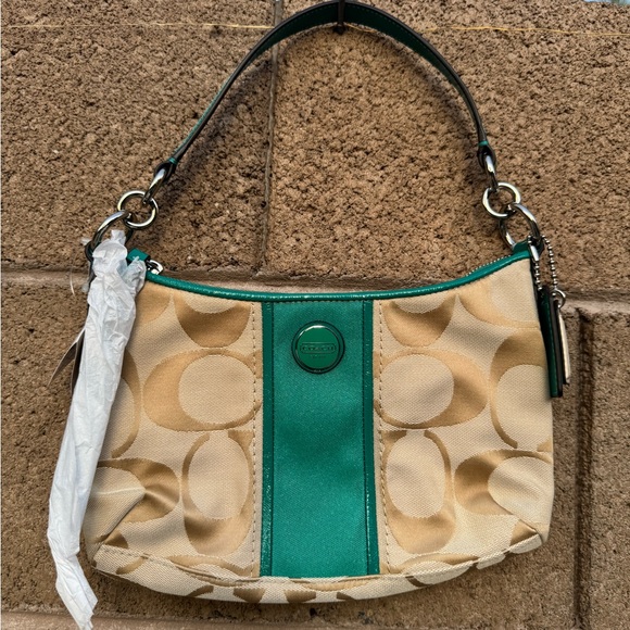 Coach Mini Demi - Picture 1 of 7